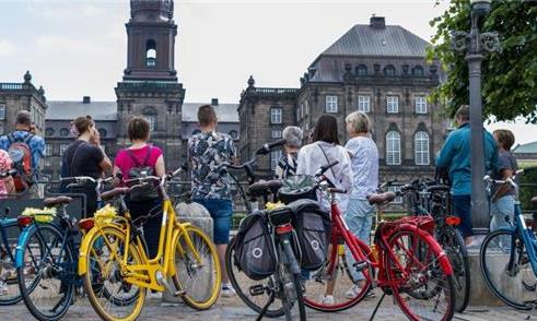 Turista de bike terá ingresso grátis em Copenhague