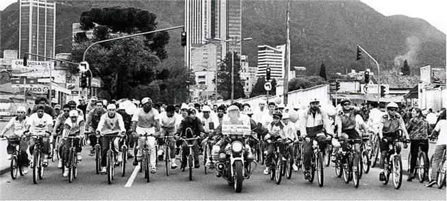 Bogotá, 1974: ciclistas começam a ocupar as ruas d